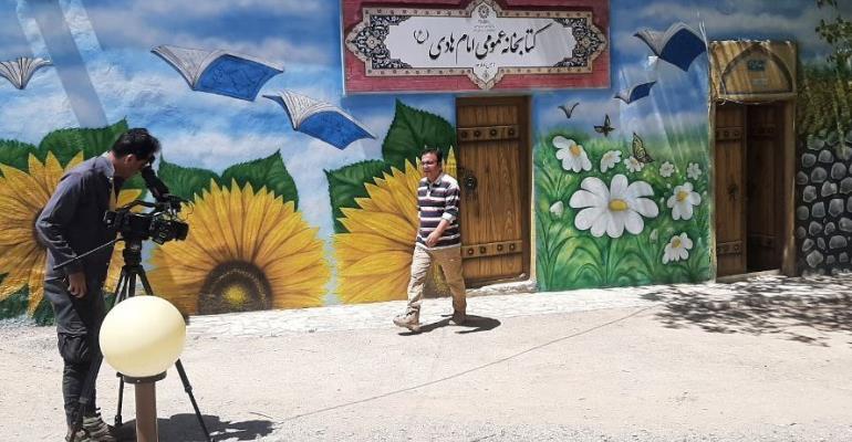 حضور گروه فیلمبرداری شبکه استانی اصفهان برنامه همین حوالی در روستای رحمت اباد